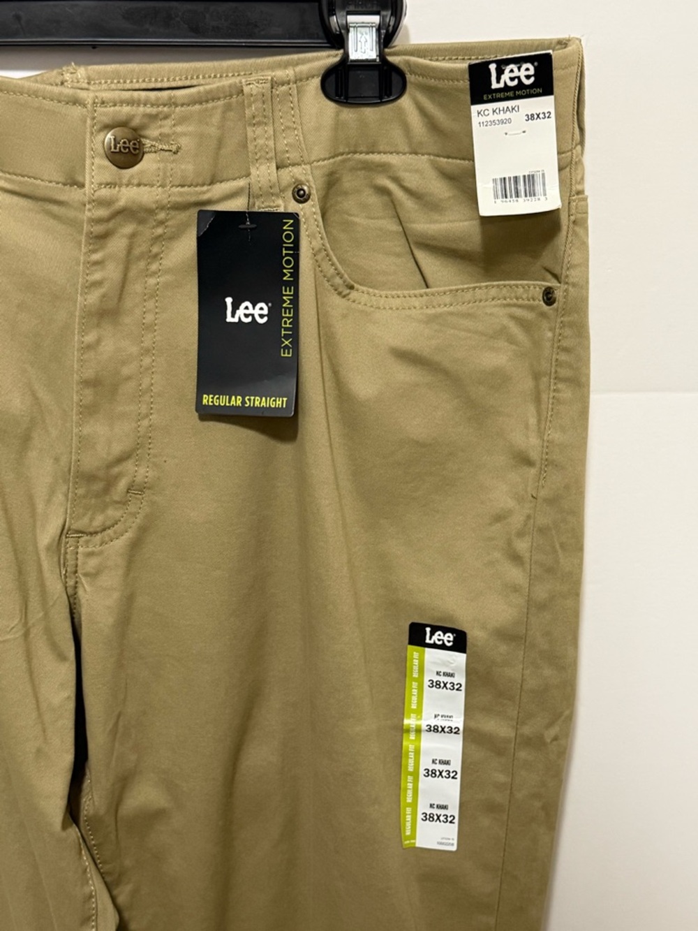 Lee Men's Regular Straight Five Pocket Pants - Picture 2 of 3